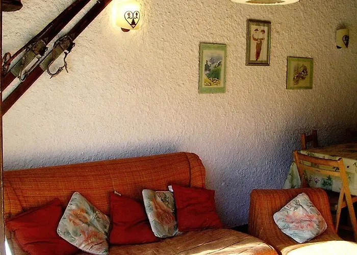 Les Primeveres - 3 Pieces Pour 6 Personnes Mae-3301 *